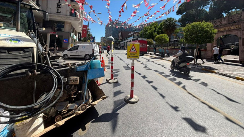 Altıeylül’de Kızılay Caddesi Trafiğe Kapatıldı