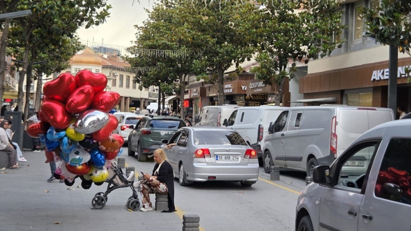 5 Haziran Balıkesir’de Trafik Adeta Durma Noktasına Geldi