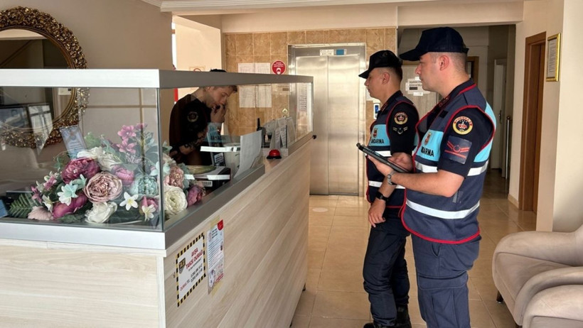 Balıkesir'de "huzur ve güven" uygulamasında aranan 22 şüpheli yakalandı