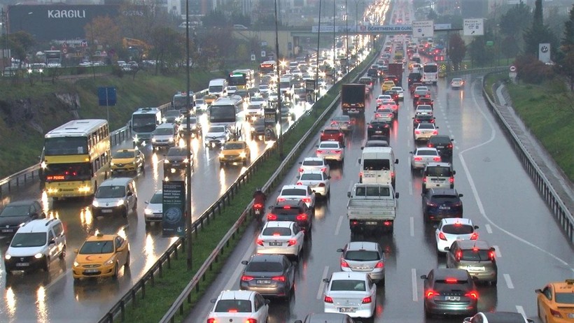 Tatilciler Erken Dönüşe Geçti