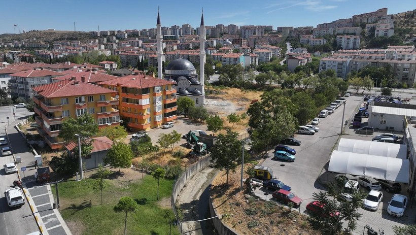 Karesi'de Çay Deresi Temizliği Devam Ediyor - 1. resim