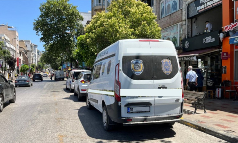 Balıkesir'de 13 yaşındaki kız çocuğu balkondan düştü