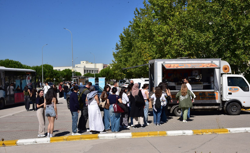 Balıkesir Üniversitesi Geleneği Bozmadı