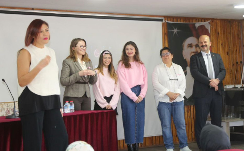 İvrindi’de Kanser Farkındalığı Paneli Düzenlendi