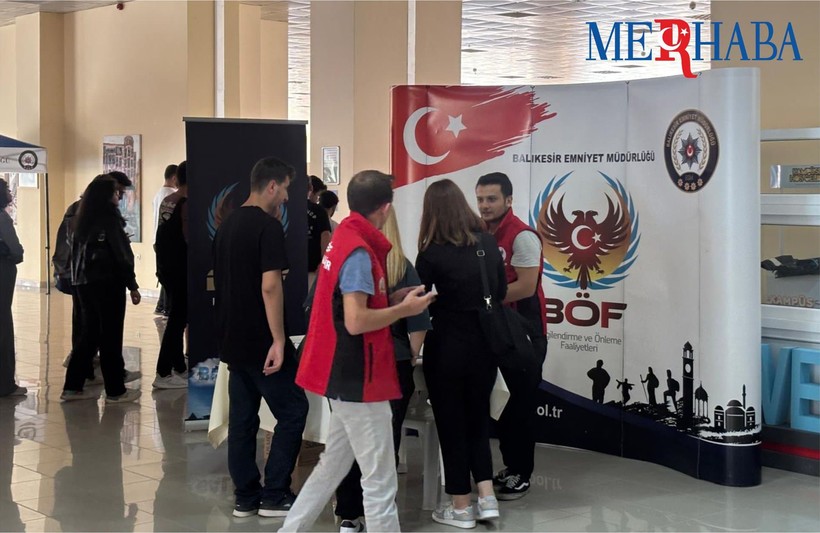 Balıkesir Üniversitesi'nde Emniyetten Bilgilendirme Standı