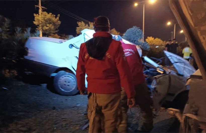 Havran'da Sabahın İlk Işıklarında Kaza: Yaralı Var