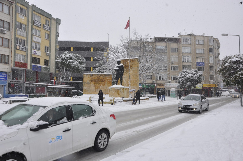 Türkiye’nin 6 İlinde Yoğun Kar Yağışı Uyarısı! Peki Balıkesir’de Ne Bekleniyor?