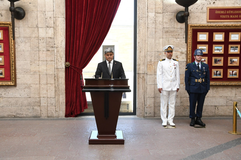 Balıkesir İtfaiyesinden Anıtkabir ziyareti - 4. resim
