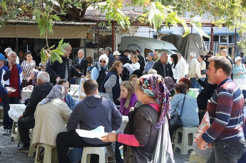 Edremit'te Yüzyıllardır Süren Gelenek Yaşatılıyor