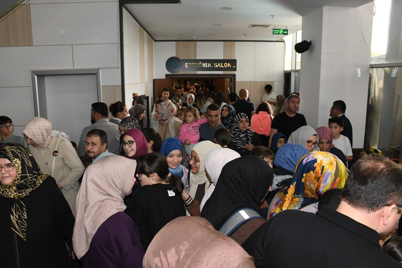 Balıkesir Kitap Fuarı’nda izdiham yaşandı - 2. resim