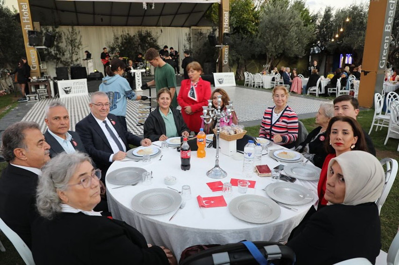 ADD'nin Cumhuriyet Balosunda 'Çelik' Rüzgarı - 4. resim