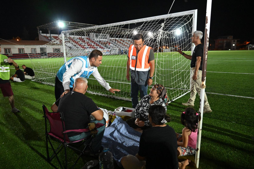 Balıkesir'de Depremler Sonrası 150 Bina Mercek Altında! - 1. resim