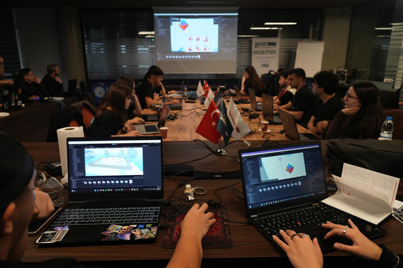 BAUNTEK Oyun Geliştirme Kampı + GameJam II” programı başladı - 1. resim