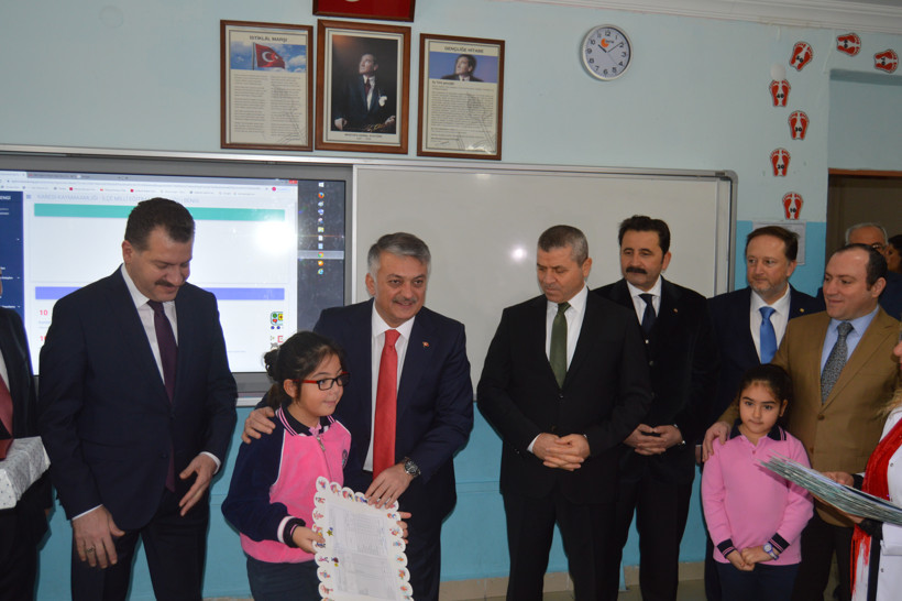 ÖĞENCİLERİN YARIYIL SEVİNCİ - 2. resim