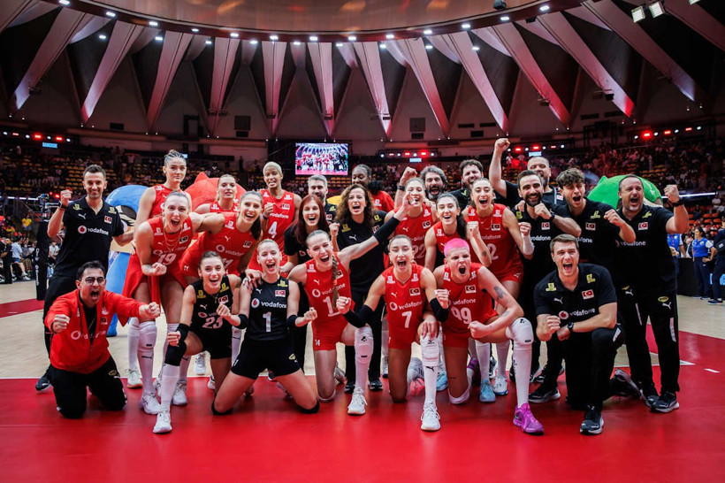 Filenin Sultanları Dünya Şampiyonluğunu Kıl Payı Kaçırdı! Türkiye, İtalya’ya 3-2 Yenildi - Resim: 3
