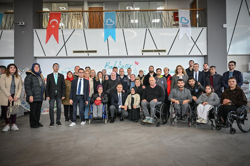 Akın: “Engelliler Günü bir güne sığdırılacak bir gün değil” - Resim: 4