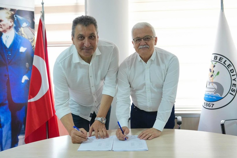 Burhaniye Belediyesi’nden Esnafa Destek