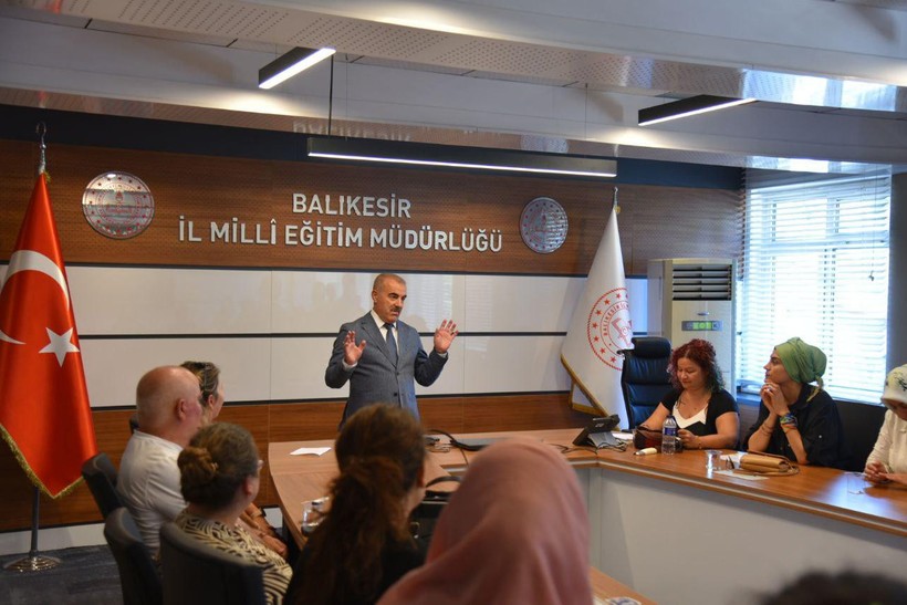  Balıkesir’de Öğretmen Akademileri Tamamlandı 