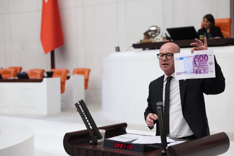  CHP’li Sarı TBMM’de Asgari Ücreti Gündeme Taşıdı