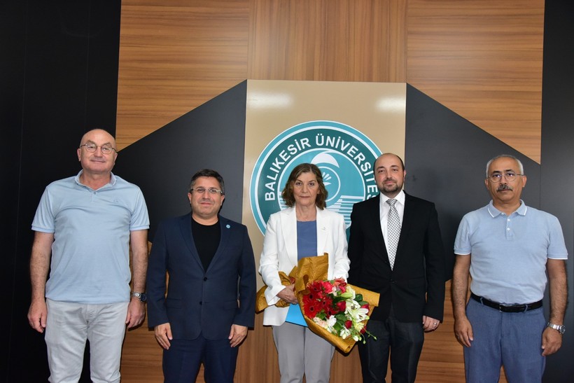 BAÜN Mimarlık Fakültesi’nde Devir Teslim Töreni 