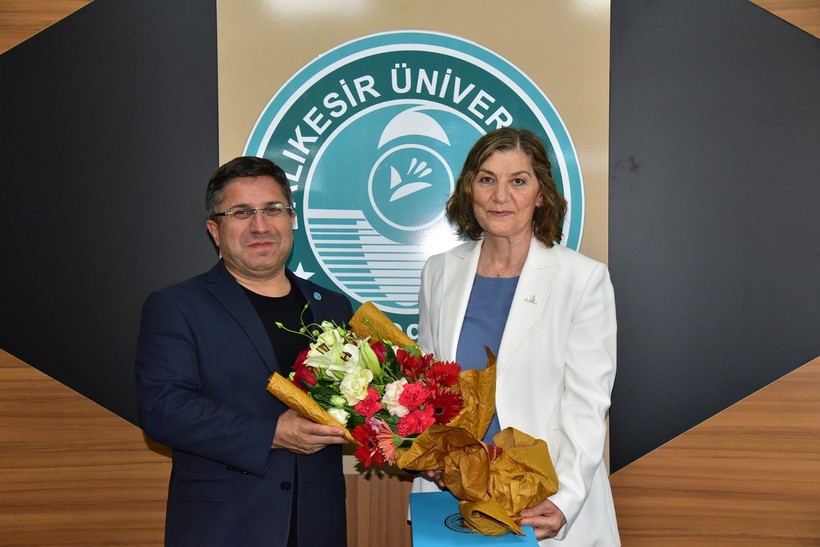 BAÜN Mimarlık Fakültesi’nde Devir Teslim Töreni 