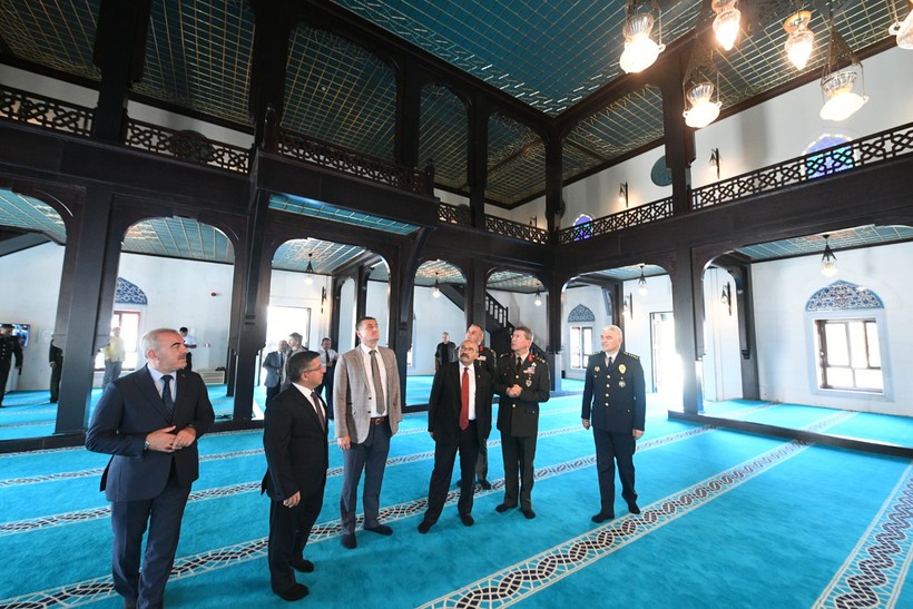Erdoğan Balıkesir’deki Kara Astsubay Meslek Yüksekokulu Camiinin Açılışını Yaptı