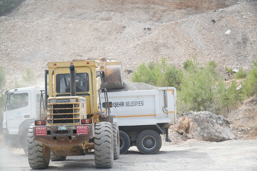 Büyükşehir, Dursunbey’de ulaşım konforunu artırdı - 2. resim