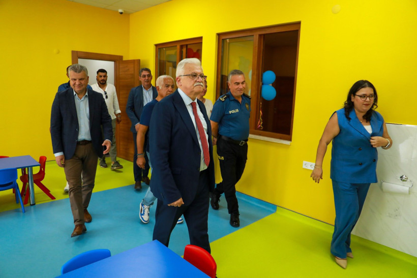 Burhaniye’ye Yeni Kreş: Nurten Aslan Çocuk Gündüz Bakımevi Açıldı