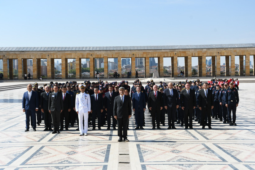 Balıkesir İtfaiyesinden Anıtkabir ziyareti - 3. resim