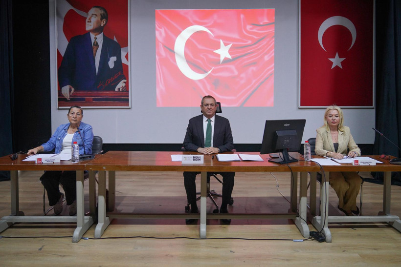 Ayvalık’ta Kritik Meclis Toplantısı! Yeni Projeler Masada