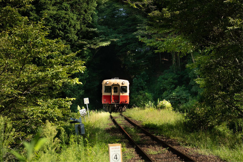 Kominato Demiryolu (小湊鐵道)