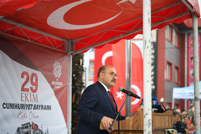 Balıkesir’de 29 Ekim Coşkusu! Cumhuriyet’in 102. Yılı Törenlerle Kutlandı - 3. resim