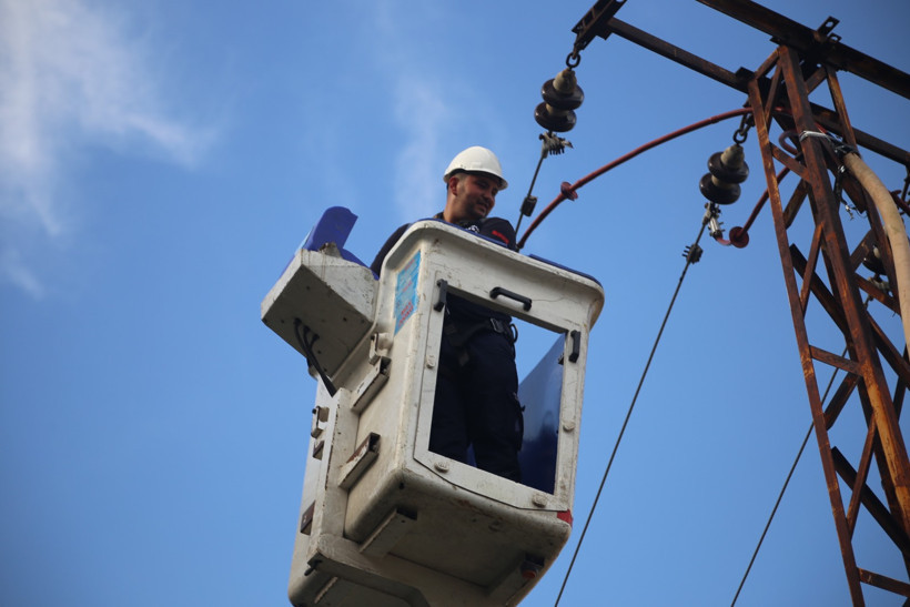 Kargaların Dansı 3 Bin Kişiyi Karanlığa Gömdü