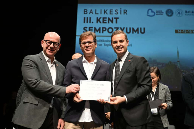 Balıkesir 3. Kent Sempozyumu başladı