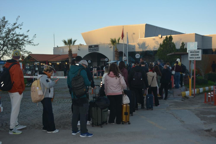 Midilli’de Türk Çifte Şok Muamele: Kabusu Gibi Saatler!