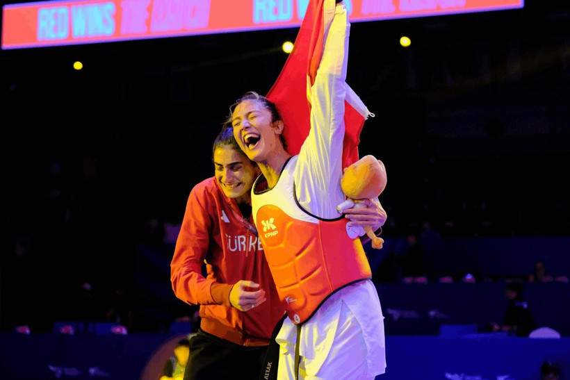 Nafia Kuş Aydın Tarihe Geçti Üst Üste İki Kez Dünya Şampiyonu Olan İlk Türk Kadın Taekwondocu