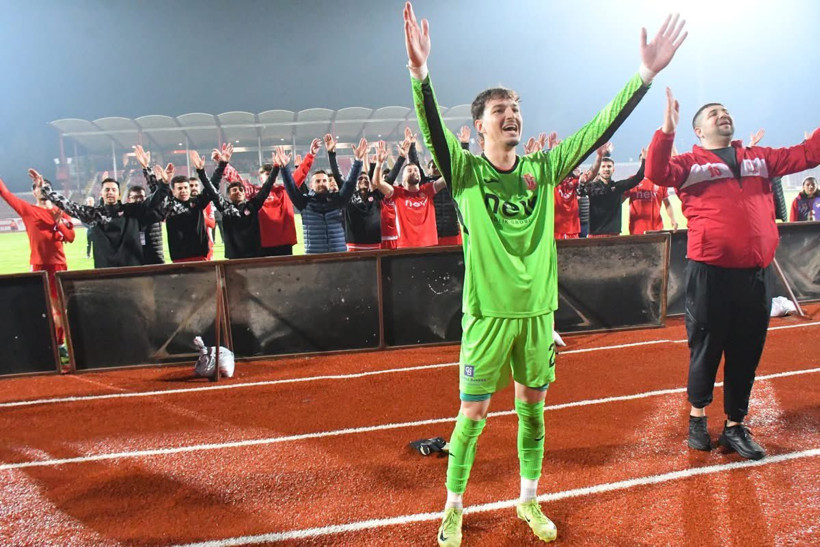 Balıkesirspor - Uşakspor 3-0! İşte puan durumu