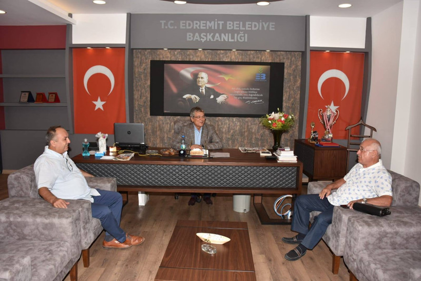 TBMM ESKİ BAŞKANI CEMİL ÇİÇEK EDREMİT BELEDİYE BAŞKANINI ZİYARET ETTİ - 1. resim