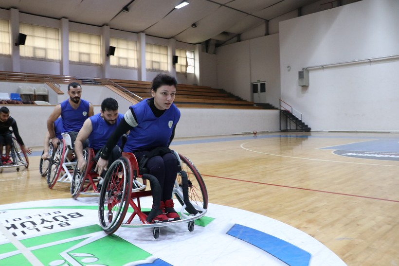 Mehdi Ghorbani, BBB Spor’la Yola Devam Ediyor Mehdi Ghorbani, BBB Spor’la Yola Devam Ediyor