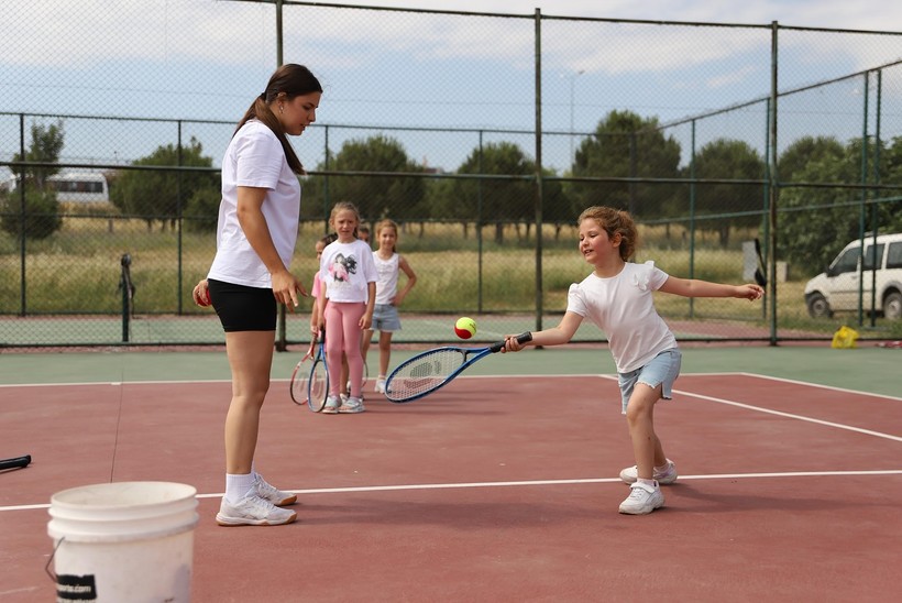 Bandırma Yaz Spor Okulları’nda Spor Dolu Tatil 