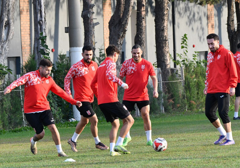 Balıkesirspor, Çoruhlu FK Maçı Hazırlıklarını Sürdürüyor - Resim: 4