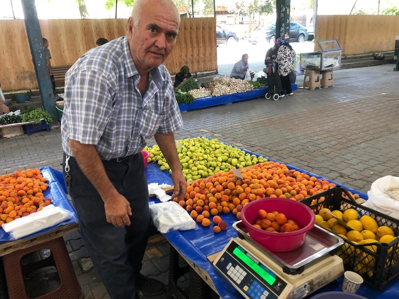 Pazarcının Sesi: Sabır, Sopa, Soğan!                 