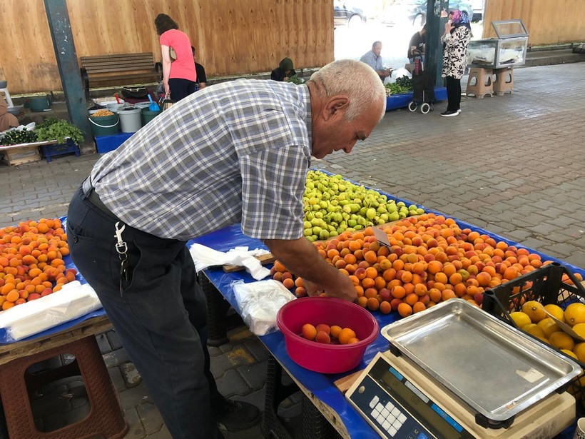 Pazarcının Sesi: Sabır, Sopa, Soğan!                 