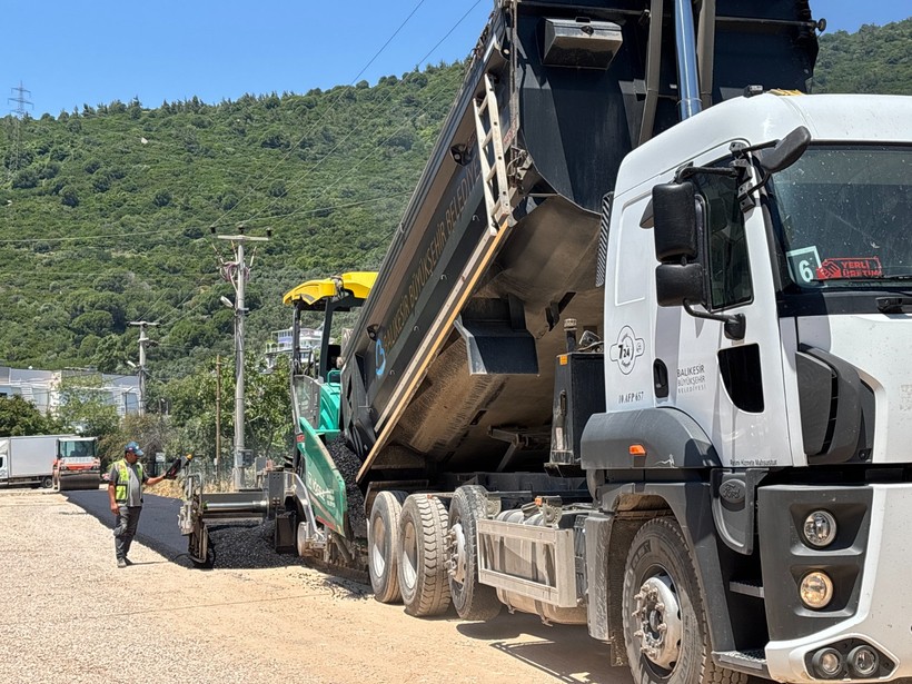  Büyükşehir’in Erdek’teki yatırımları hız kesmeden devam ediyor
