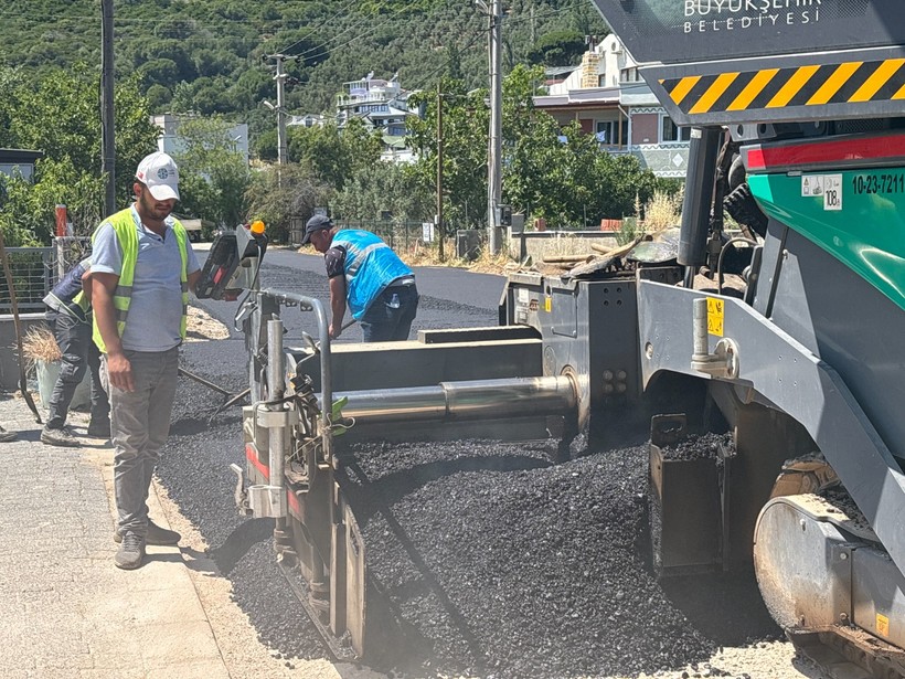  Büyükşehir’in Erdek’teki yatırımları hız kesmeden devam ediyor