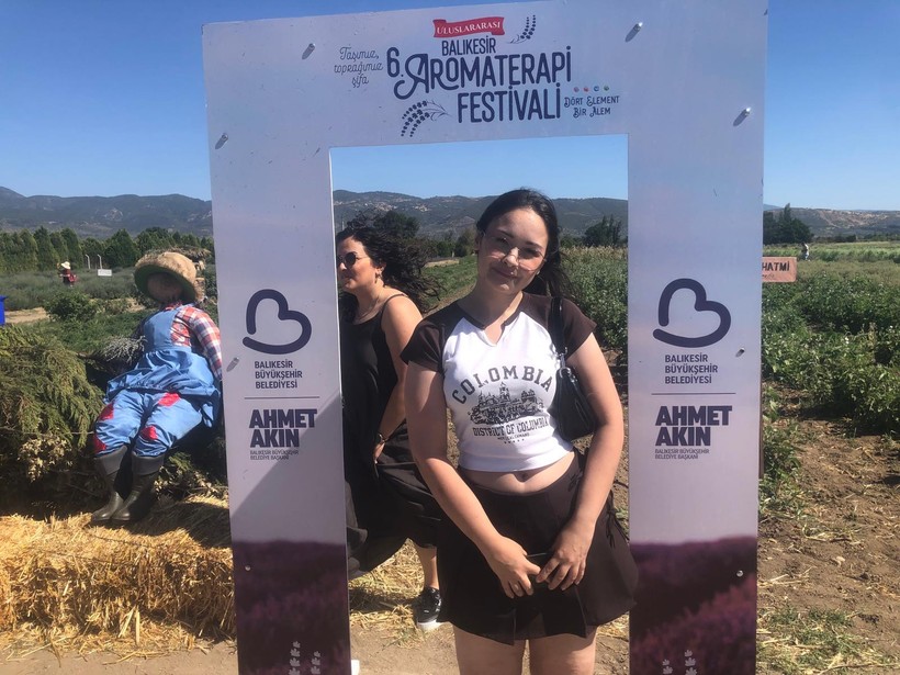 Edremitli Öğretmen Gözde Kaya BAÇEM’de: “Sadece Bitki Değil, Ruhumu Besledim”