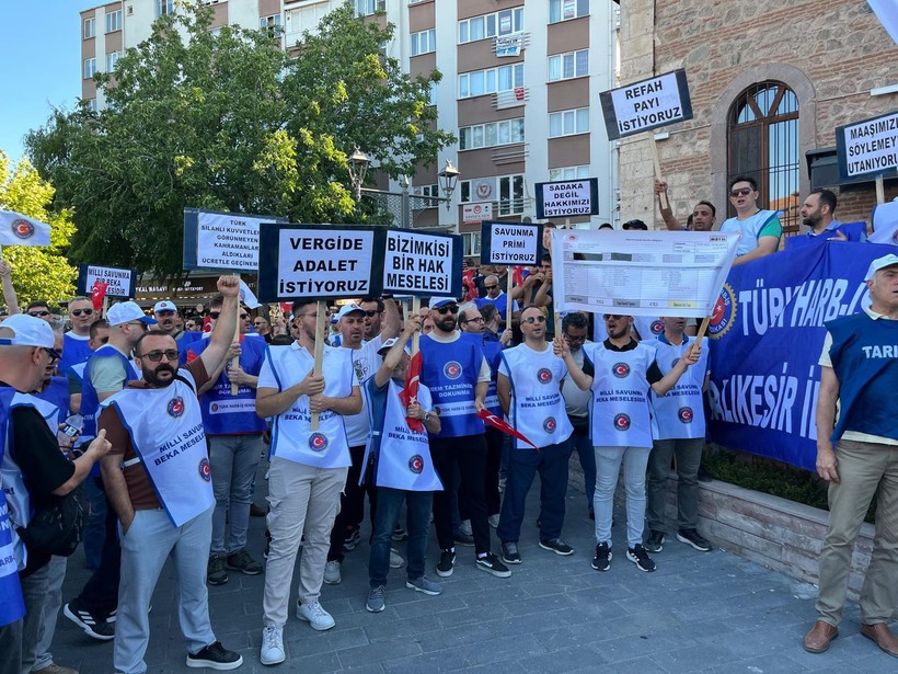 Balıkesir’de İşçilerden Vergide Adalet Çağrısı
