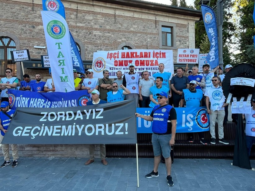 Balıkesir’de İşçilerden Vergide Adalet Çağrısı