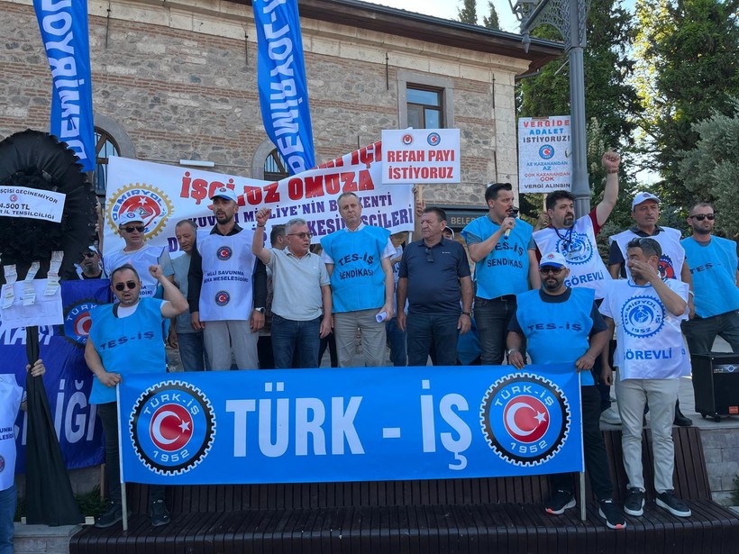 Balıkesir’de İşçilerden Vergide Adalet Çağrısı