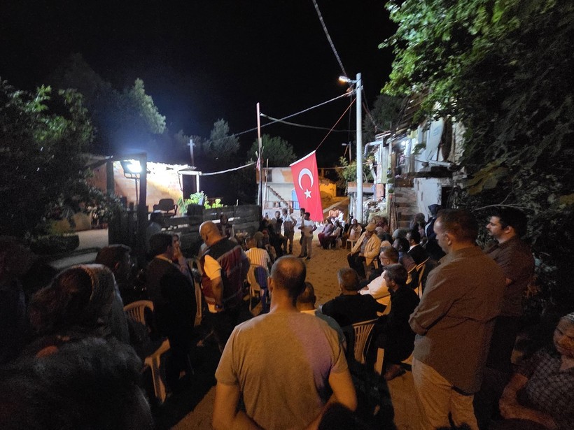  AK Parti’den Şehit Ailesine Ziyaret 